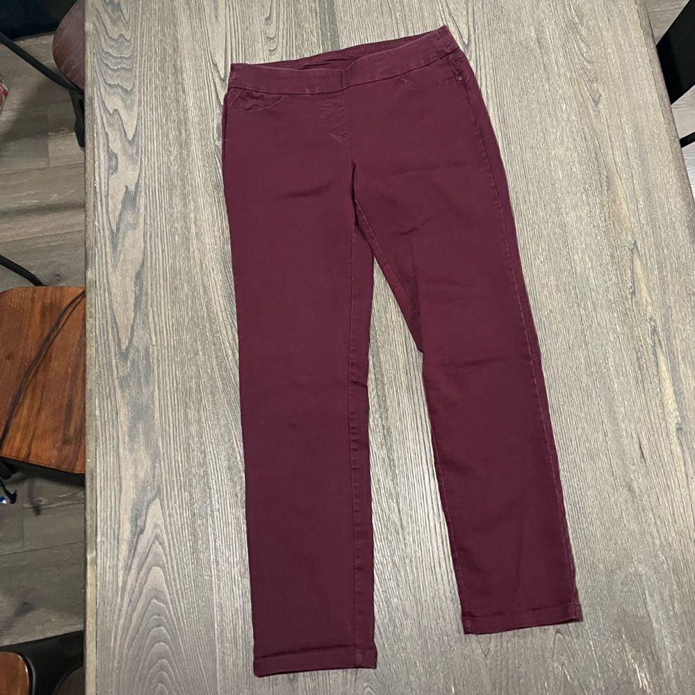 Briggs Jeggings Mid Rise Straight Leg Flat Front Maroon Red Size 6